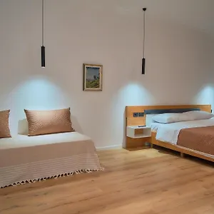 https://kalpazo-inn.albaniahotels.org